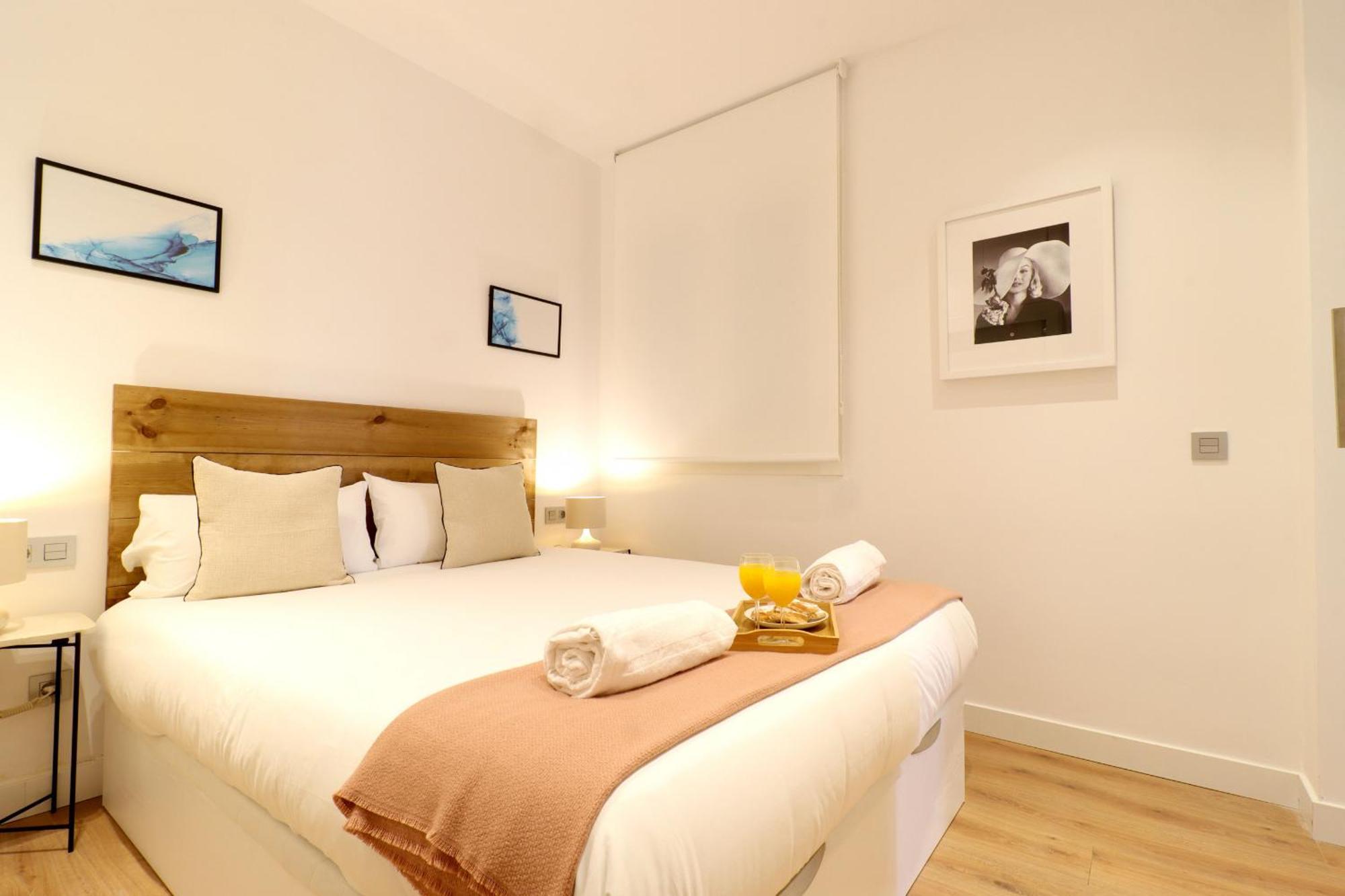 Reina Sofia Suite I Madrid Luaran gambar